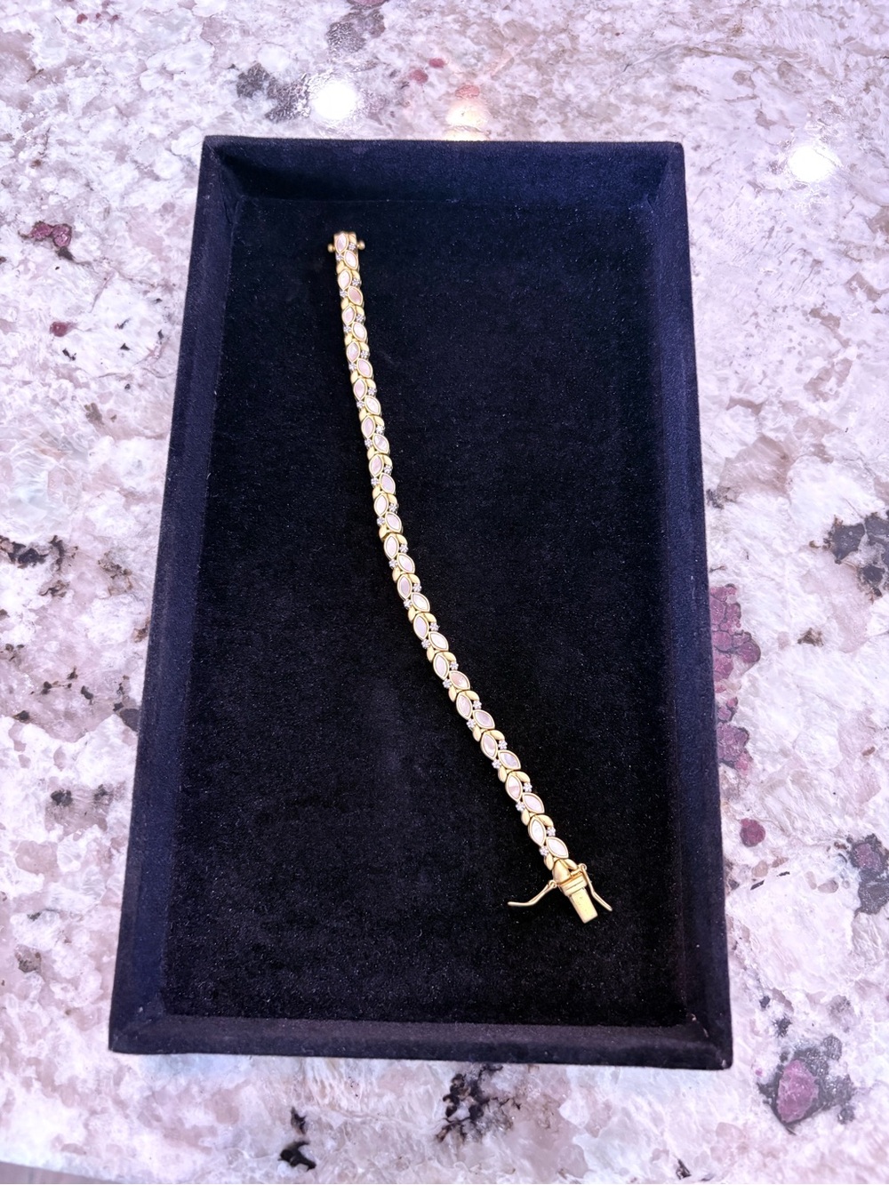 Freida Rothman Brooklyn in Bloom Mother-of-Pearl Leaf Bracelet LIKE NEW! - Picture 5 of 5
